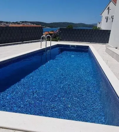 Kuraja Apartamento Trogir